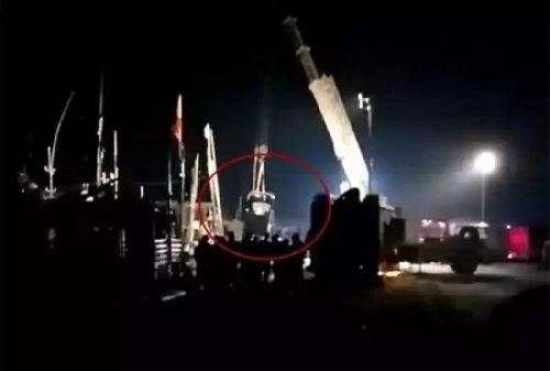 放荡不羁男子酒驾冲出堤坝坠海  三名女子垂死挣扎后死亡