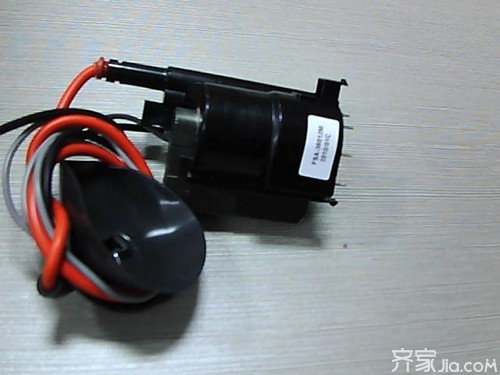 专业人士揭秘：电视机高压包打火出现的原因及修理方法