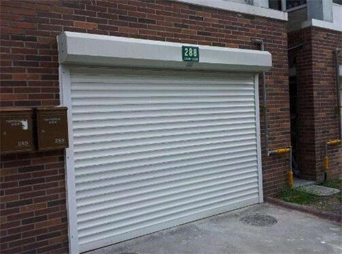 卷帘门多少钱一平米