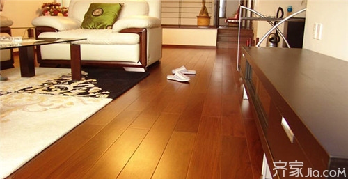 圆盘豆实木地板的优缺点  选购时三大注意事项