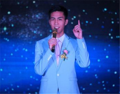 西安司仪一般多少钱 挑选婚礼司仪的误区