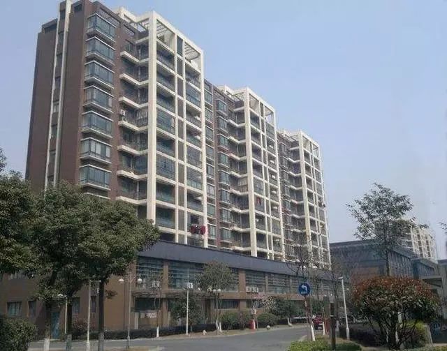 电梯房买几楼才是最好，这几个最差楼层千万不要买！