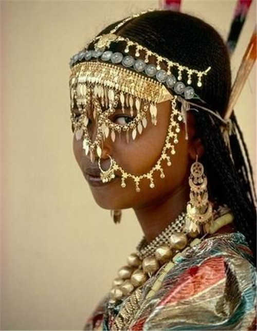 非洲人结婚习俗有哪些  为什么非洲婚礼会让人瞠目结舌