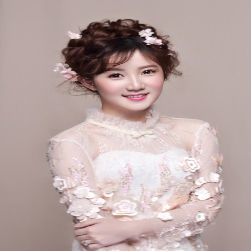 新娘当天化妆有哪些技巧 新娘化妆注意事项