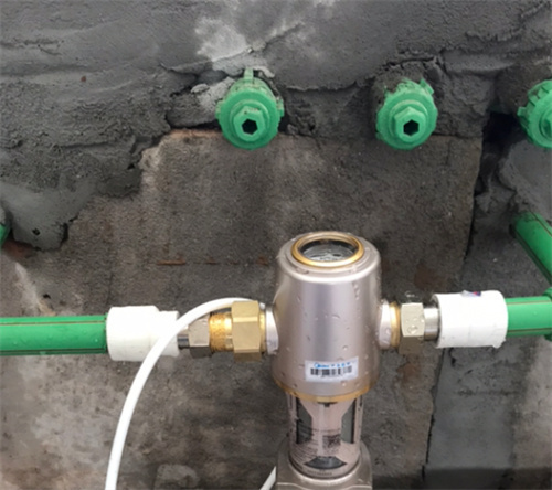 过滤器过滤的水是纯净水吗