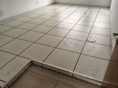 全钢防静电地板多少钱一平