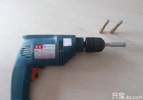 瓷砖打眼用什么钻头 最实用的瓷砖打眼技巧大汇总