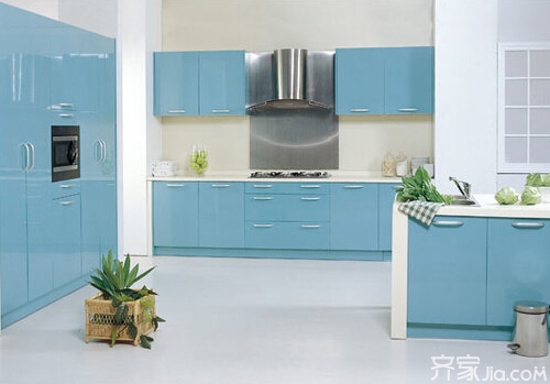 橱柜晶钢门板好不好 橱柜晶钢门板优缺点