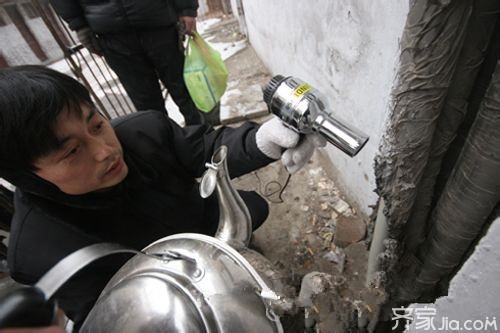 水管冻了怎么办，水管防冻四大招交给你