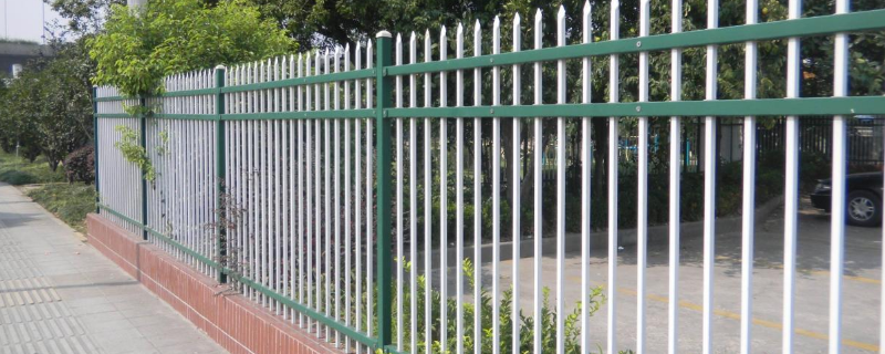 锌钢护栏会生锈吗