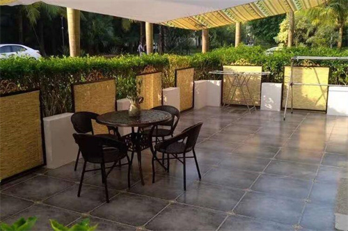 露天院子适合铺什么石材