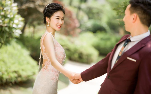 十堰婚纱摄影前十名推荐  十堰拍婚纱照一般多少钱