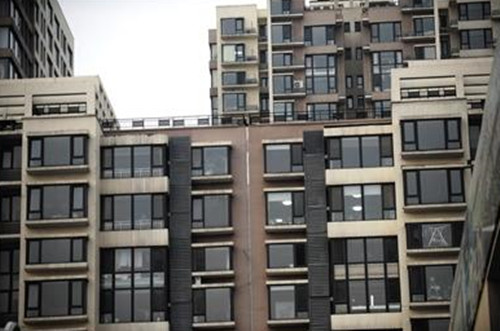 30栋楼空置十年让人惊诧万分   具体闲置原因仍然扑朔迷离