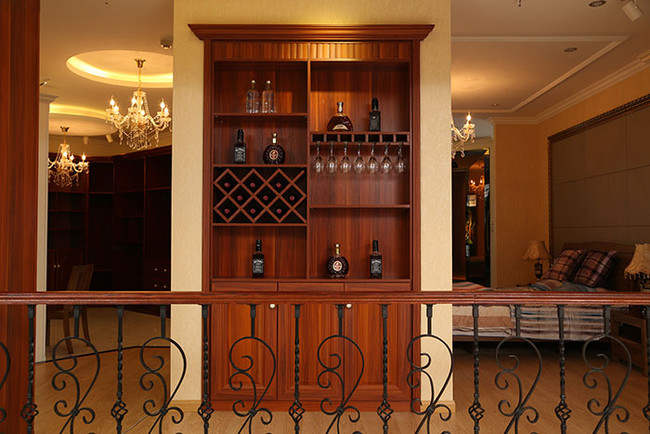 装饰柜尺寸是多少？装饰柜都有哪些风格？