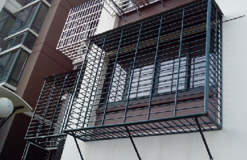 防盗网多少钱一平方