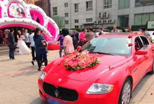 武汉婚车租赁价格一览表 盘点不同婚车的价钱