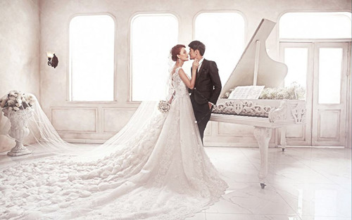 特色婚纱摄影应该怎么拍  四大技巧教你拍出独特婚纱照