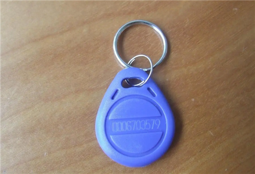 如何自己配门禁卡