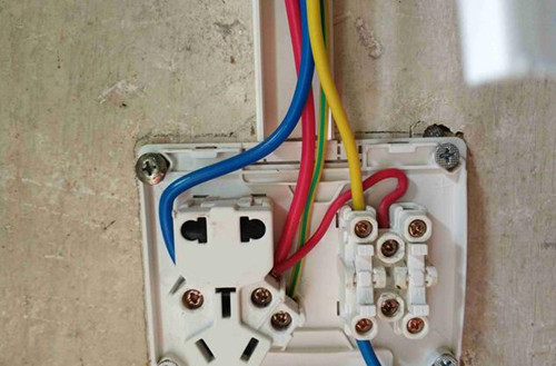 双控开关该怎么接线