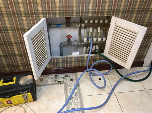 地热排气放水的正确方法是什么