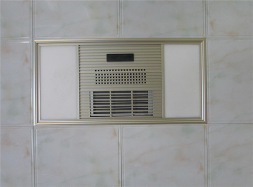 浴霸如何安装在铝扣板吊顶上