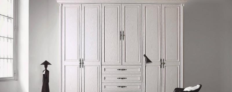 衣柜700一平方贵吗