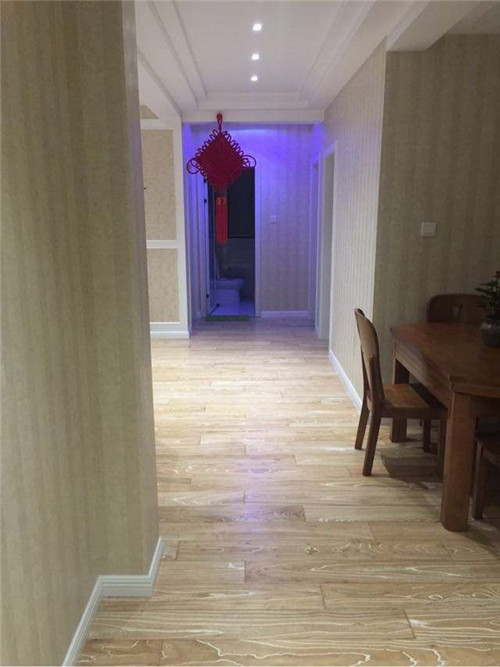 大门对着厕所怎么隔断 大门对着厕所的5种风水化解方法