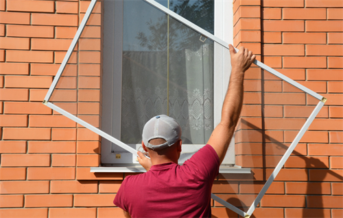 换纱窗价格一扇窗多少钱