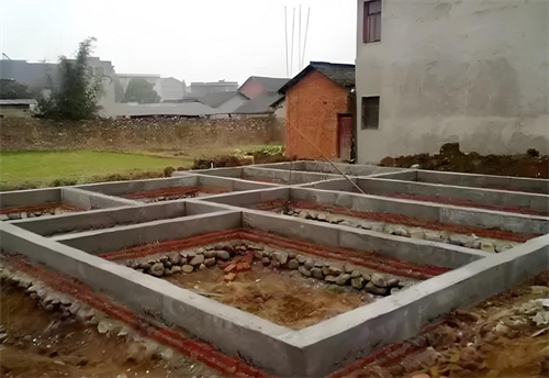 圈梁设置高度为 3米还是4米