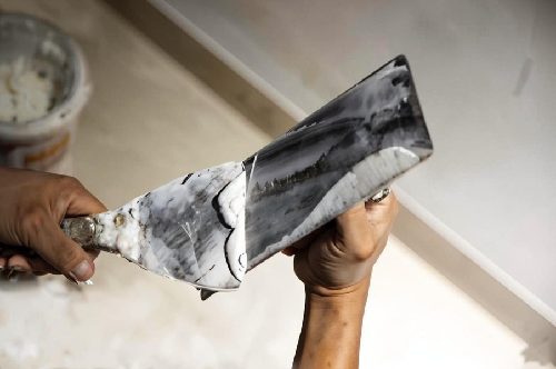 墙面刮腻子粉加油漆多少钱一平方