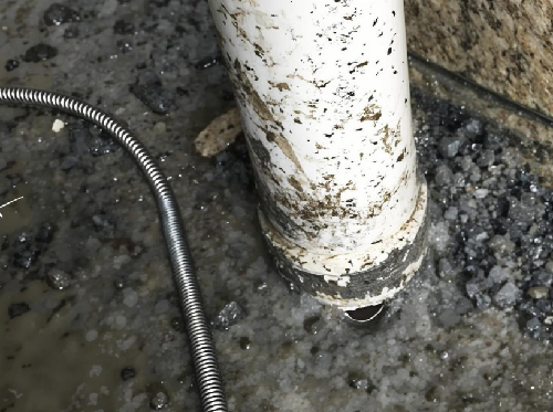 下水管道被水泥砂浆堵住了怎么办