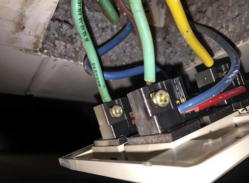 插座地线怎么接