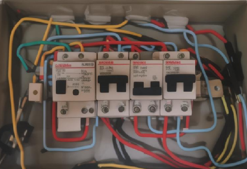 空气开关怎样安装和拆卸