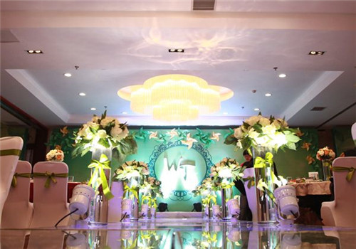 株洲婚礼策划多少钱 株洲哪里办婚宴比较好