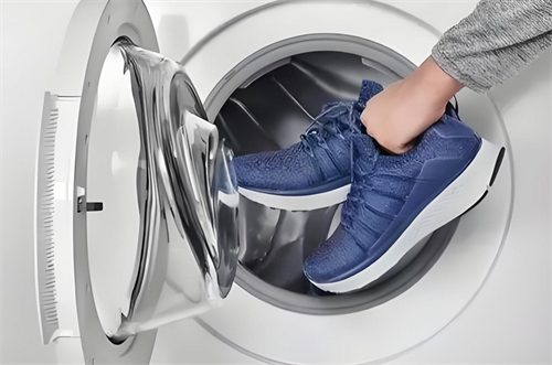 滚筒洗衣机可以洗鞋子吗