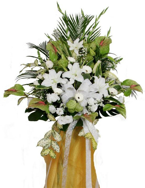 婚礼花篮用什么花合适 婚礼送鲜花的讲究