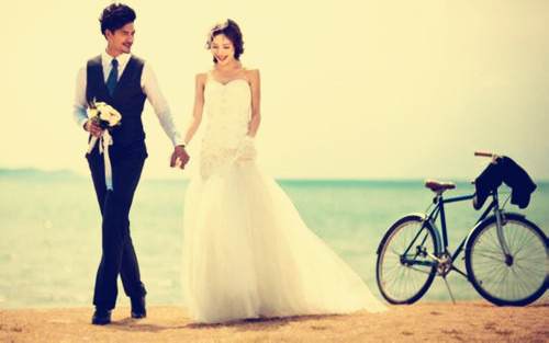 长沙纯色婚纱摄影怎么样 婚纱照一般多少钱