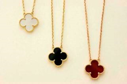 四叶草的项链哪个牌子好 四叶草项链的含义有哪些