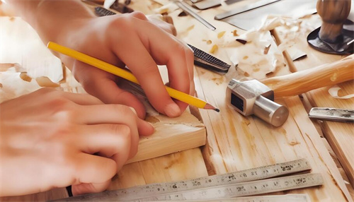 木工一天多少钱