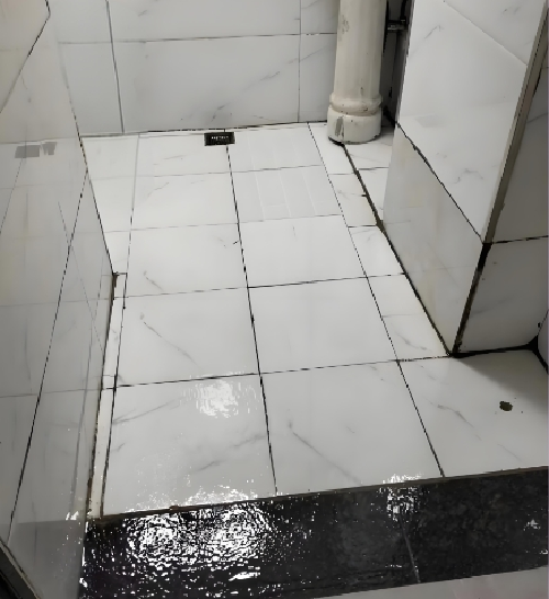 卫生间地板漏水不砸砖怎么处理