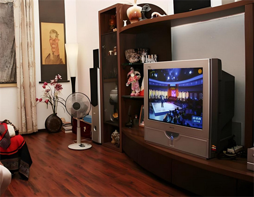 老式电视机怎么连接无线网看电视