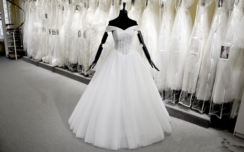 长沙婚纱租赁价格 长沙哪里有婚纱出租