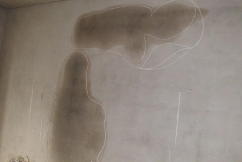 外墙空调孔渗水到内墙怎么办