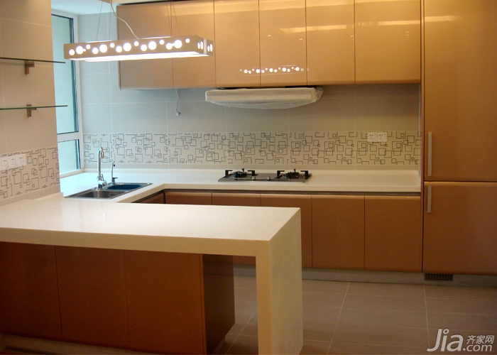 UV橱柜门板怎么样 UV橱柜门板价格