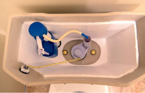 马桶水箱一直注水不停怎么办