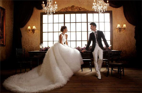 重庆婚纱照一般多少钱 去重庆拍婚纱照哪里较好