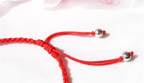 红绳项链编发教学 2款红绳项链简易编法推荐