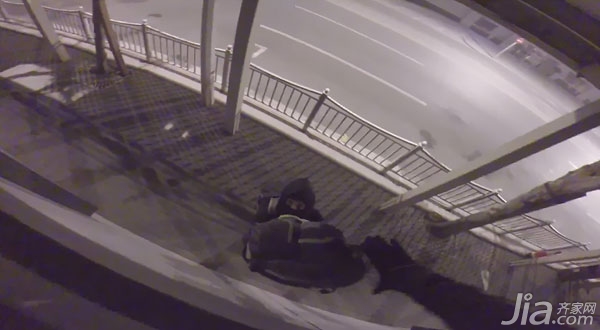 俄攀高狂人翻入上海中心工地攀高650米（组图）