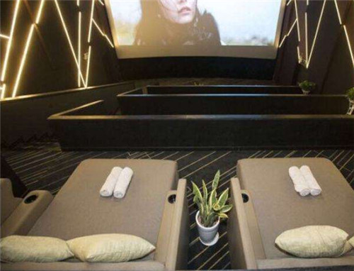 杭州电影院推床厅  一床两位，又宽又大可随意翻滚