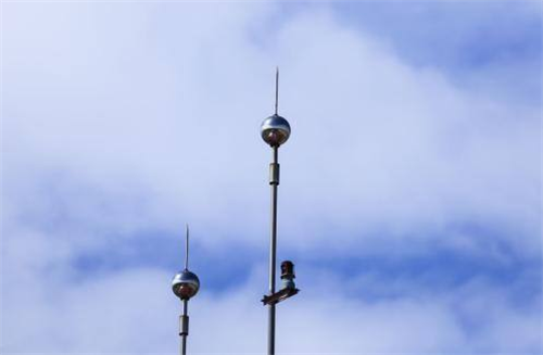 一般多少米才安装避雷针